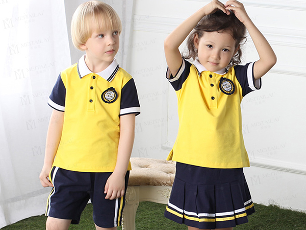 夏季时尚幼儿园园服批发